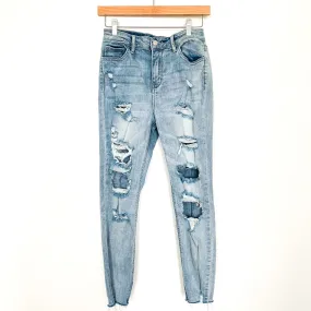 Cello Light Wash Distressed Skinny Jeans- Size 5 (Inseam 25")