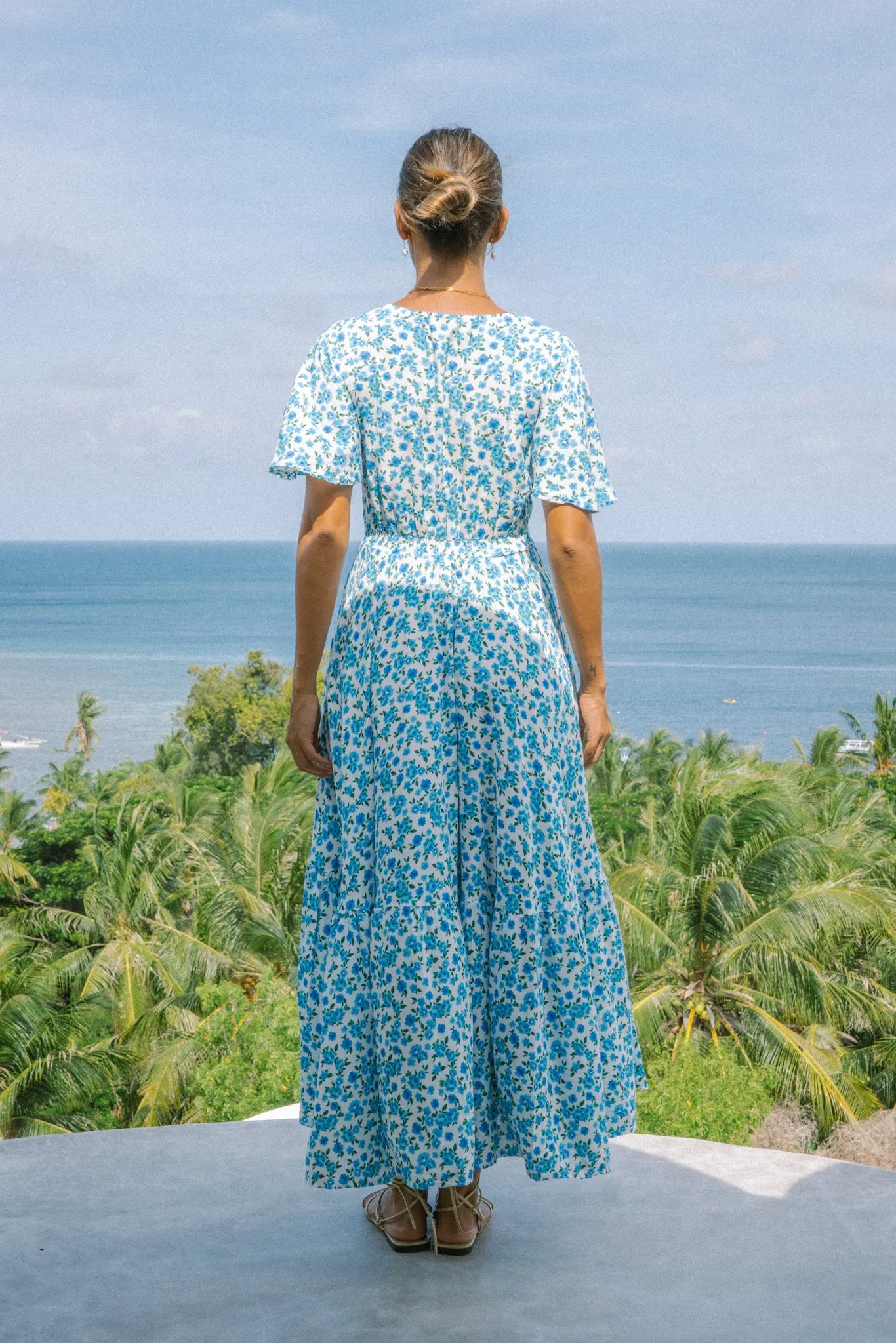 Felicie Blue Floral V-Neck Midi Dress