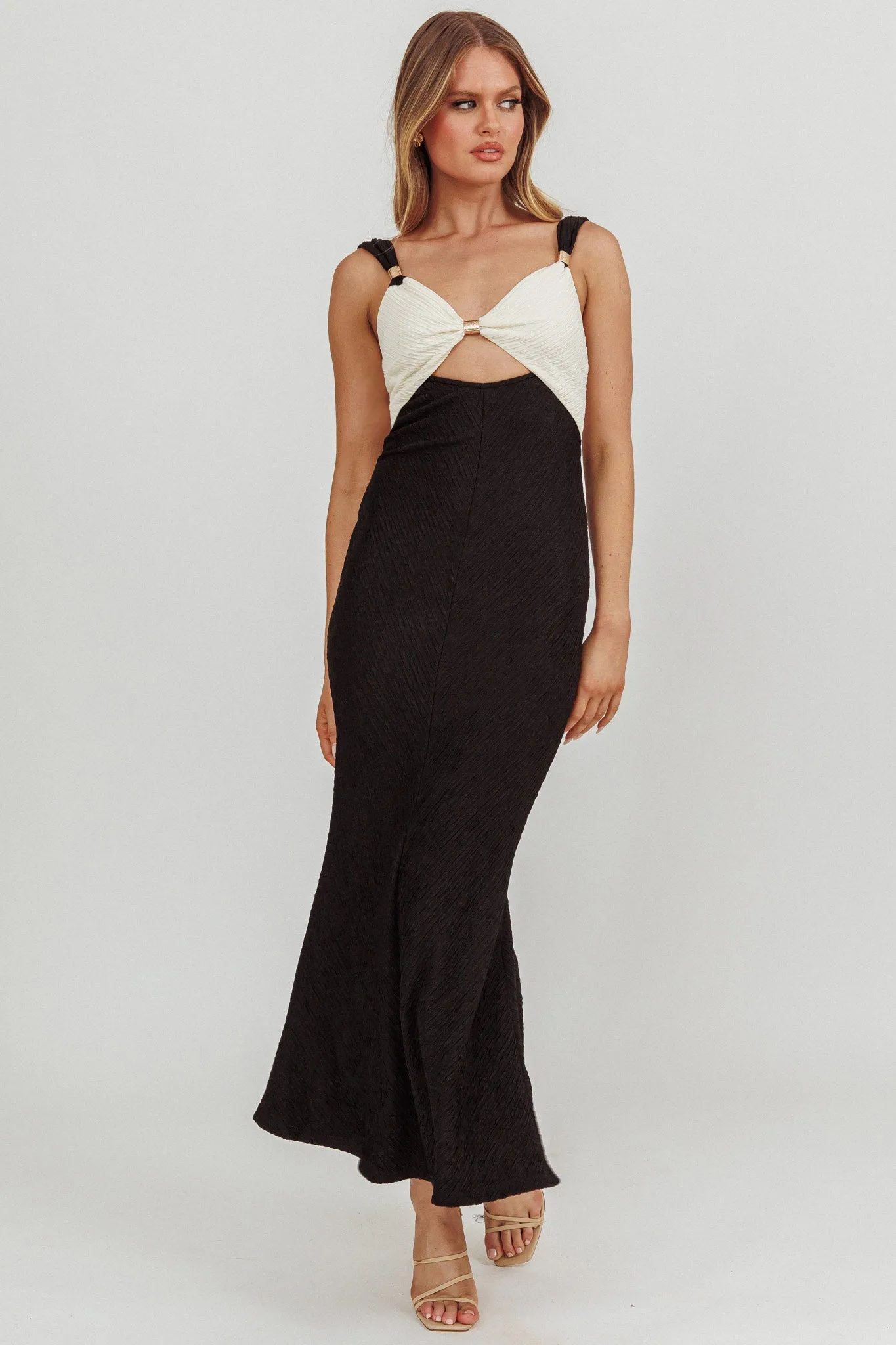 Freyja Contrast Maxi Dress Oyster/Black