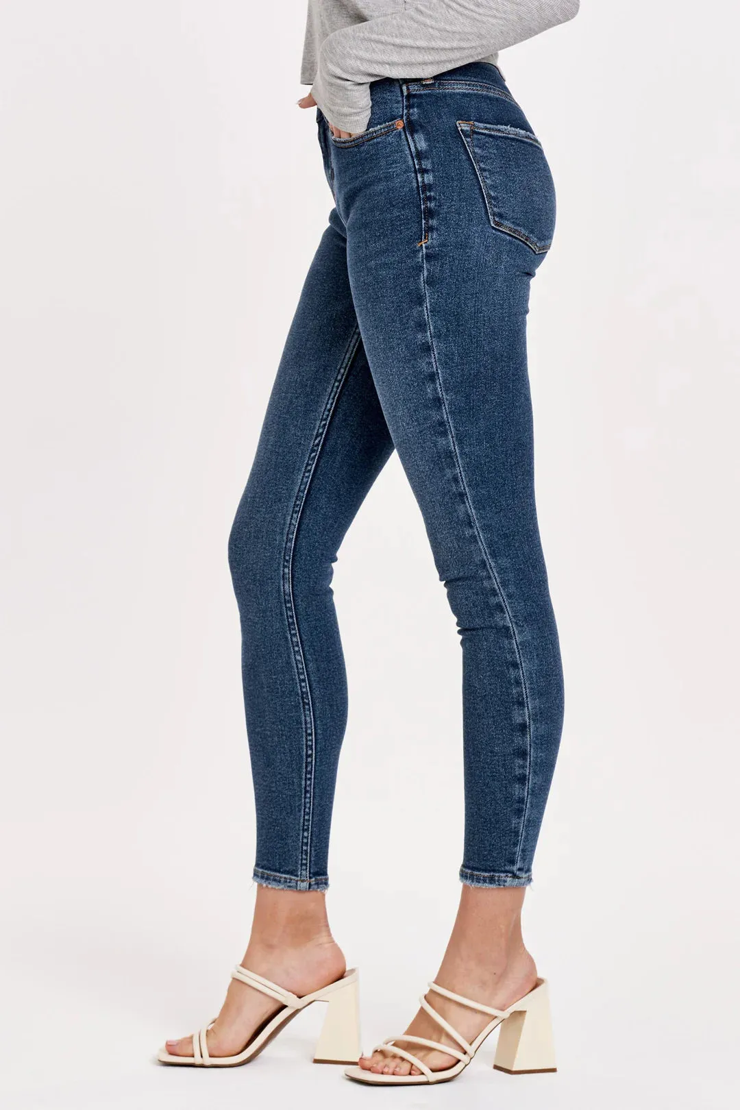 Gisele Juleville High Rise Skinny