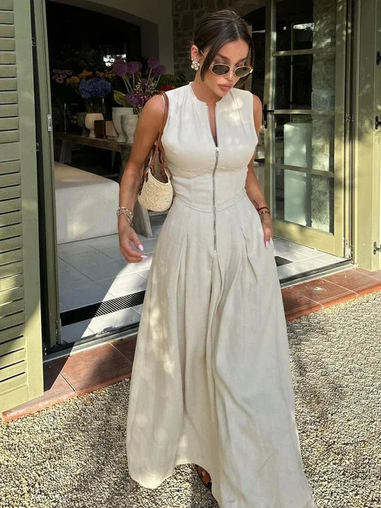 Isabella Marie - Flattering maxi dress