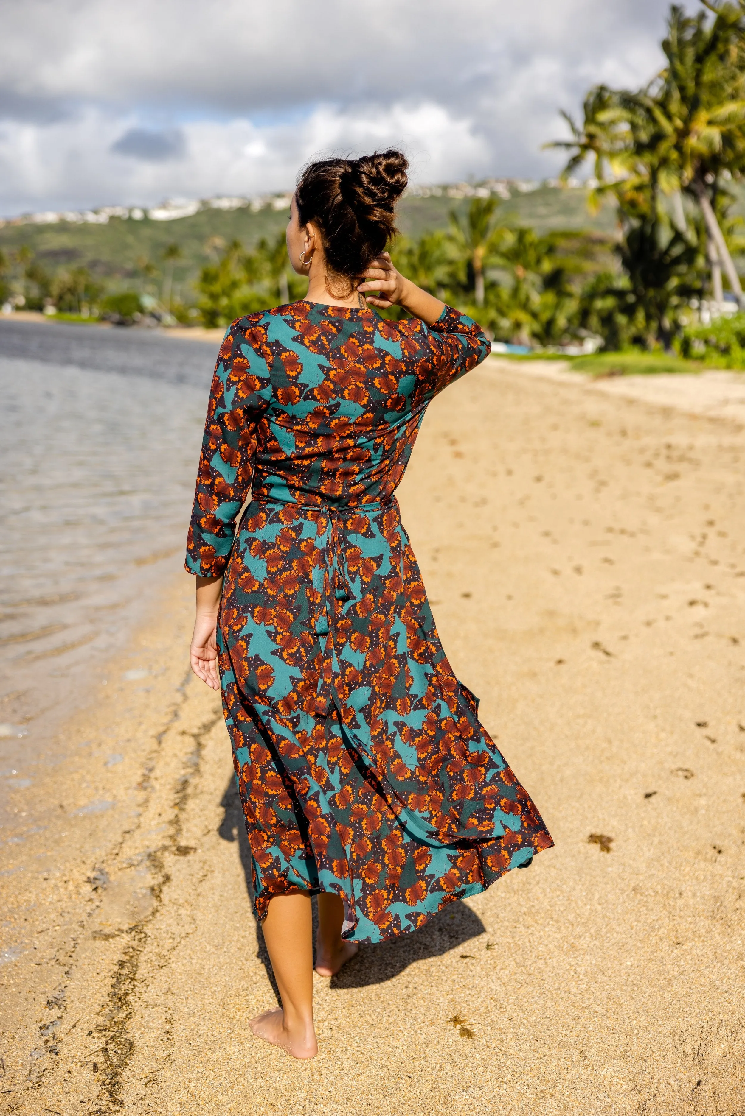 KAMEHAMEHA BUTTERFLIES Midi Wrap Dress