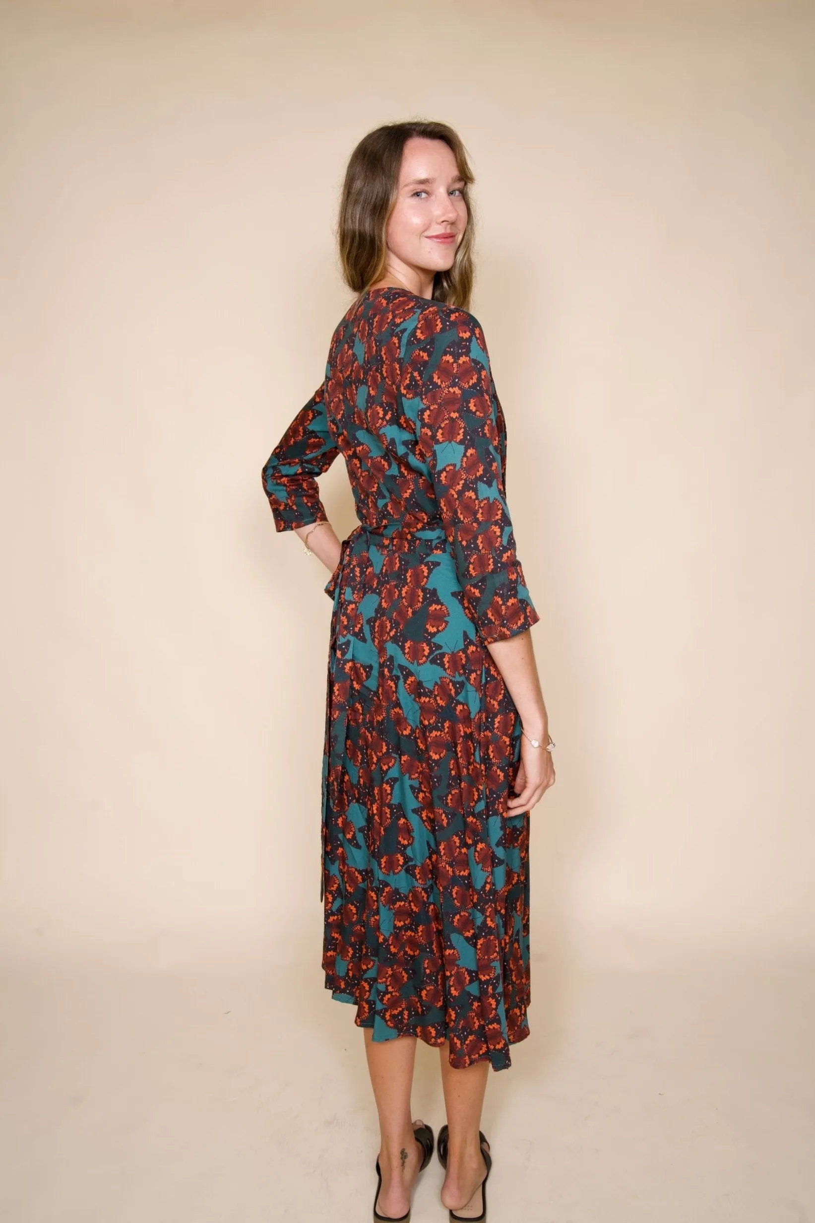 KAMEHAMEHA BUTTERFLIES Midi Wrap Dress