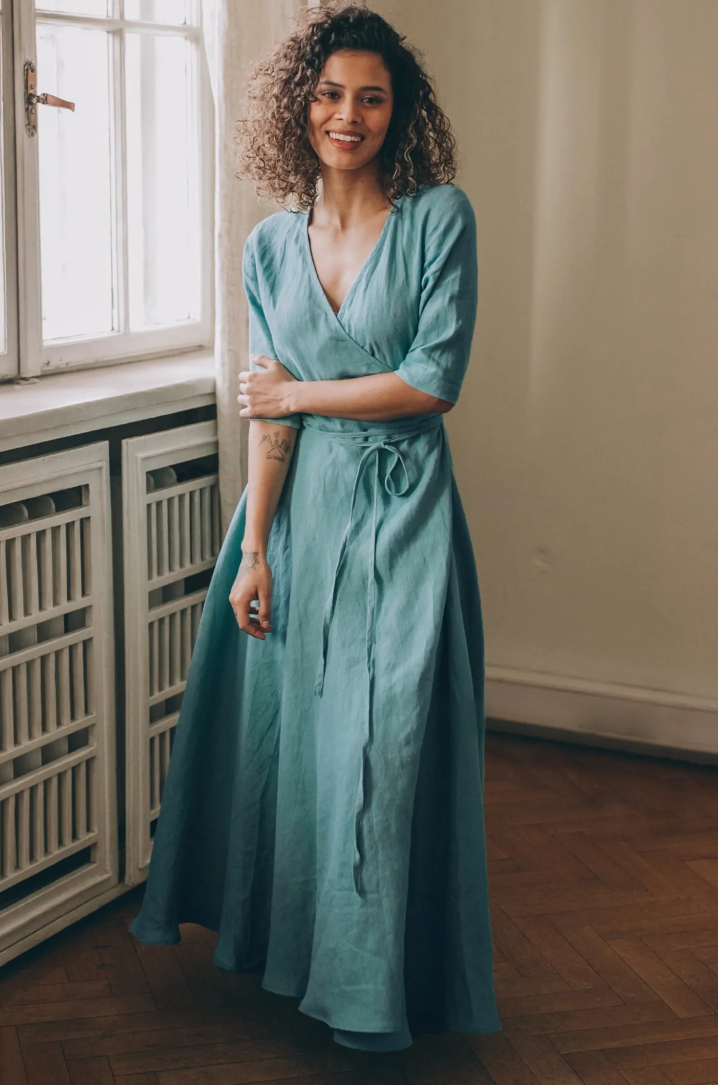 Linen Maxi Dress with Tie Waist & 3/4 sleeve