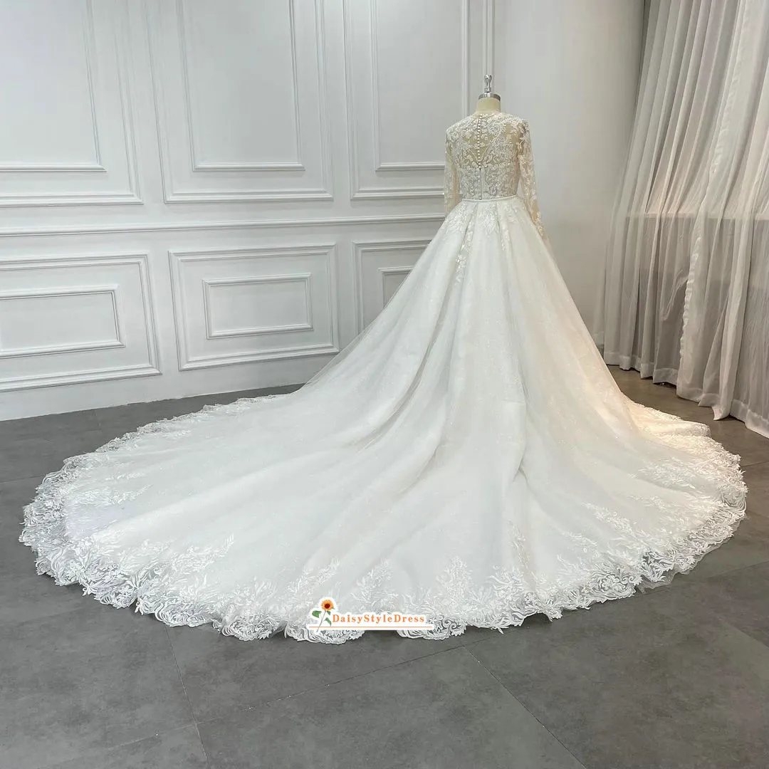 Luxury Long Sleeve Lace Church Wedding Dress with Long Train