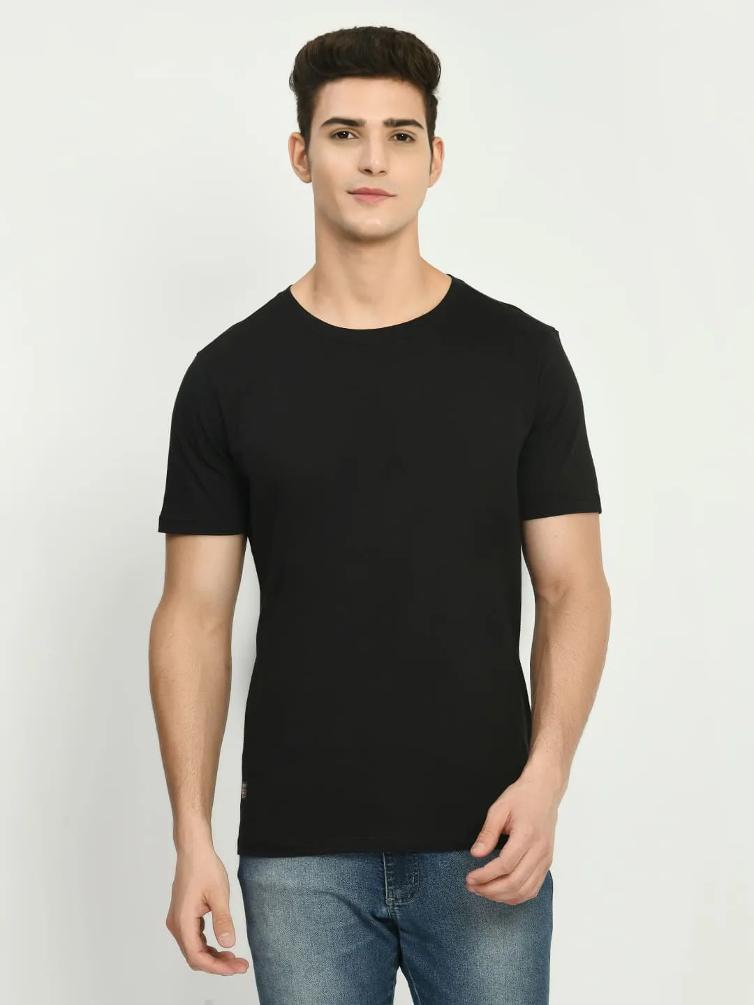 Men's Black Solid Crew Neck T-Shirt