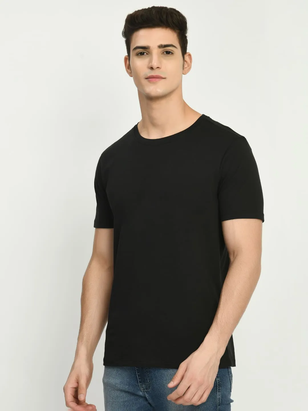 Men's Black Solid Crew Neck T-Shirt