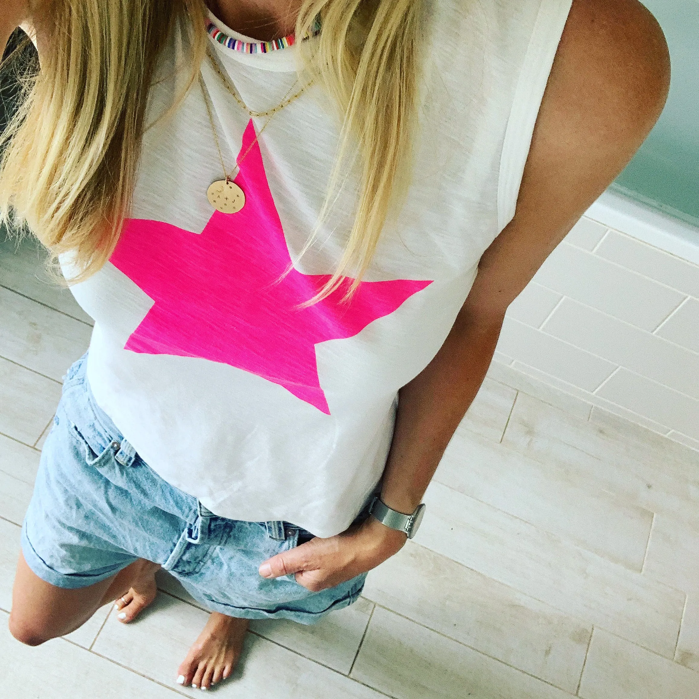 Neon pink star  tank top *NEW*