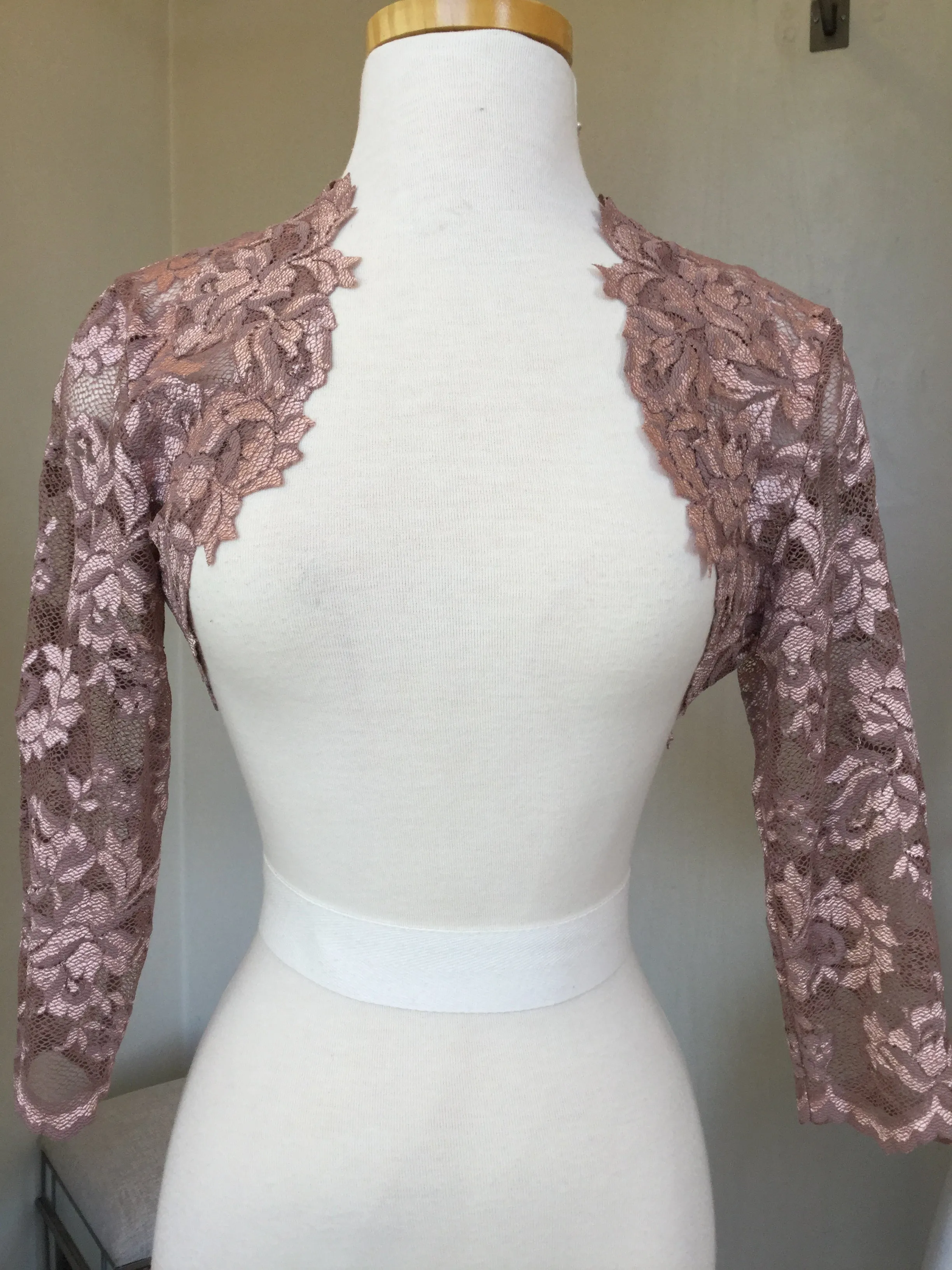 Olvi's Bolero Lace