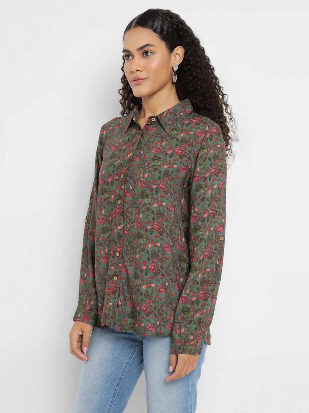 Porsorte Women’s Green Floral Printed Full Sleeves, Button-Down Collar Shirt