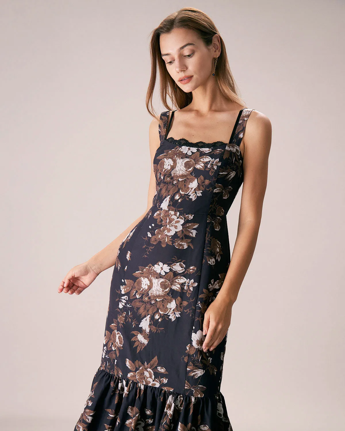 The Black Lace Trim Floral Mermaid Maxi Dress