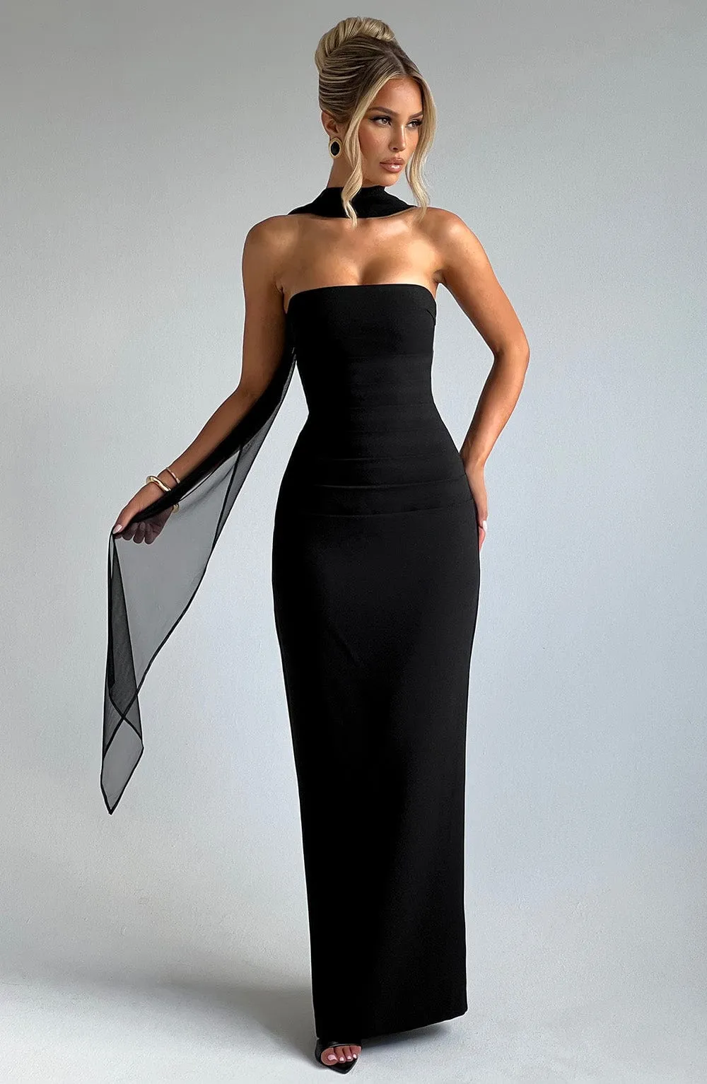 Yulia Maxi Dress - Black